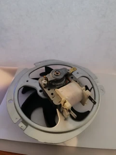 Chladiaci ventilator do rury BEKO