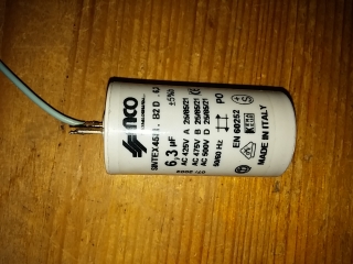Kondenzátor mF 6,3