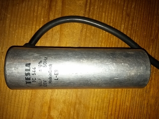Kondenzátor mF 60